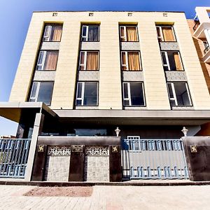 Capital O Maurya Inn